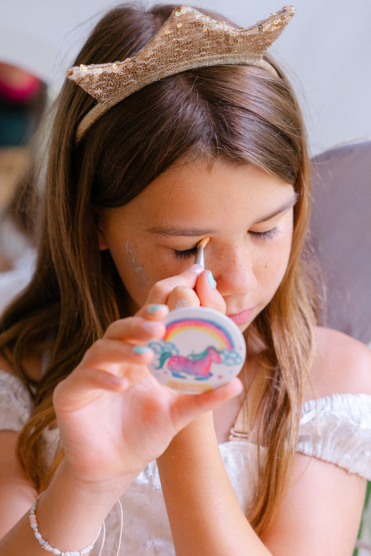 Children’s natural play makeup